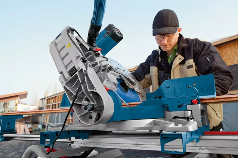 Bosch Mitre Saw Professional With Glide Arm GCM 12 GDL