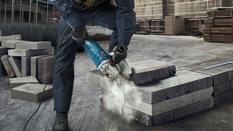 Bosch Angle Grinder 2400w 6500 RPM GWS 24-230 Professional